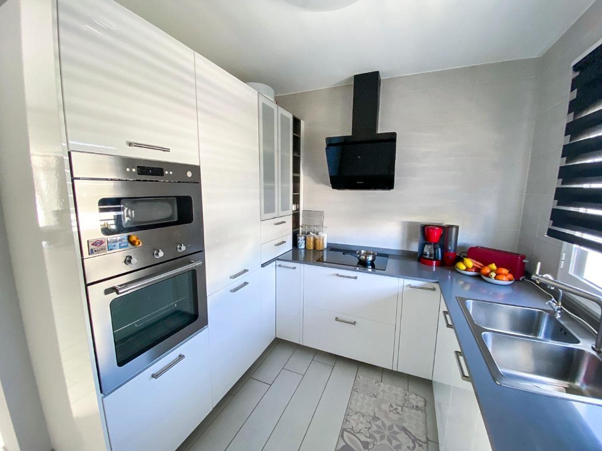 Villa Carol ปลายาบลังกา ภายนอก รูปภาพ